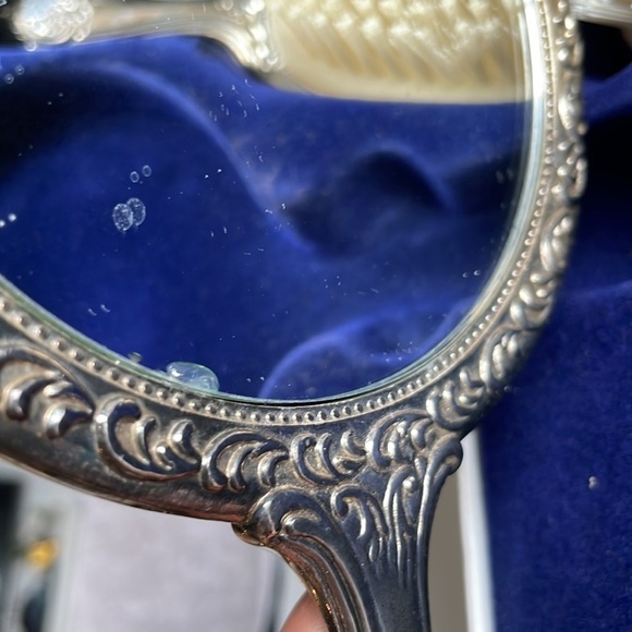 🪙 Vintage Elegance Silverware Silver Plate 3-Piece Dresser Set 🪙 - Picture 12 of 15